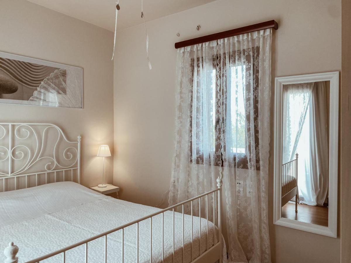 Luxury 3Br Sunrise Villa , Seaside Gyrismata Скирос Екстериор снимка